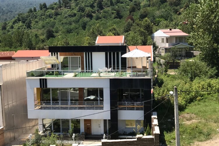 ویلا تریپلکس سه خواب استخردار ماهان در فومن