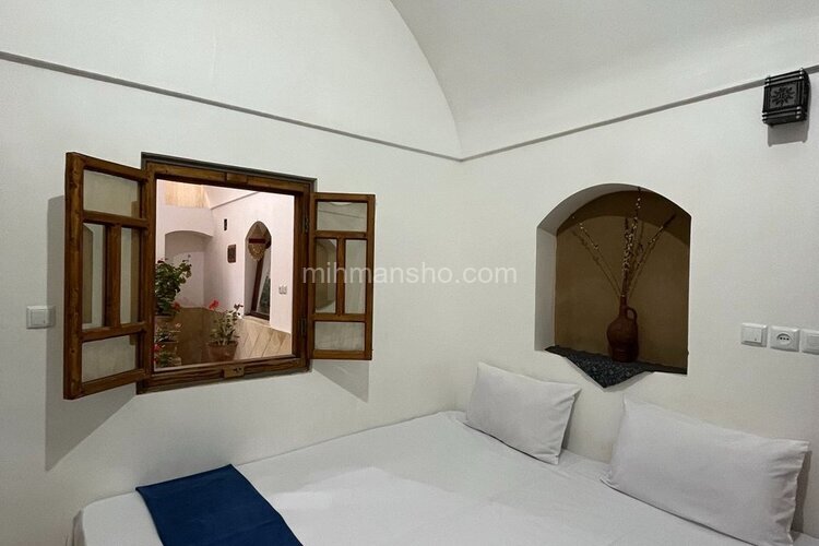 اتاق سرای جهانگرد یزد(چهار تخته زیر همکف)