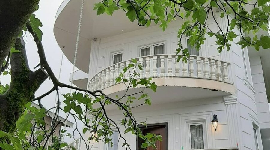 واحد مبله طبقه اول ویلا در تنکابن 1 | نمای بیرونی ویلا