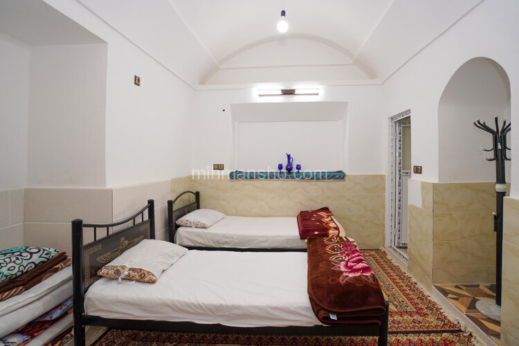 اتاق 2 دراقامتگاه بومگردی ورزنه