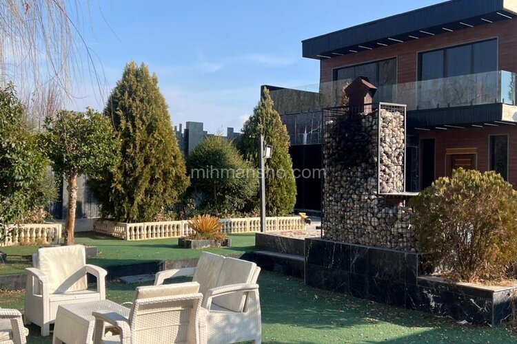 ویلا دوبلکس استخردار دو خواب در چهارباغ