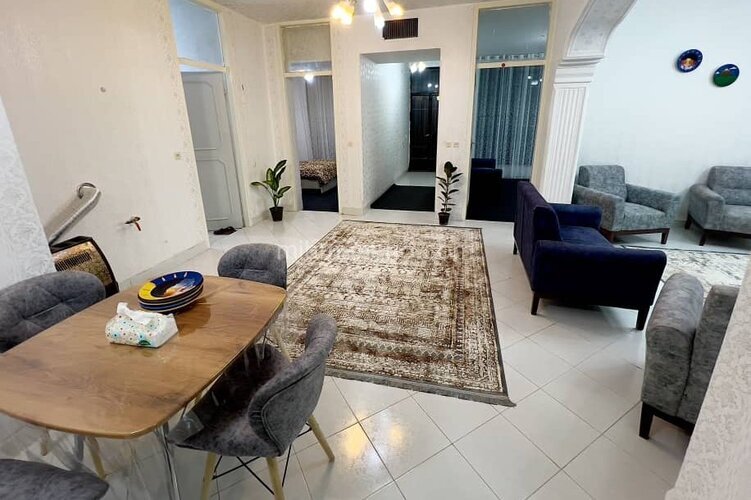 آپارتمان مبله دوخواب همکف در شیراز