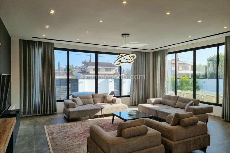 ویلا دوبلکس استخردار لوکس 4خواب دلفان در چالوس