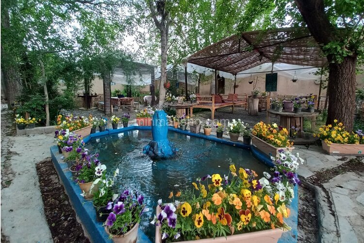 اتاق خان نشین (1) در اقامتگاه بومگردی گلپایگان