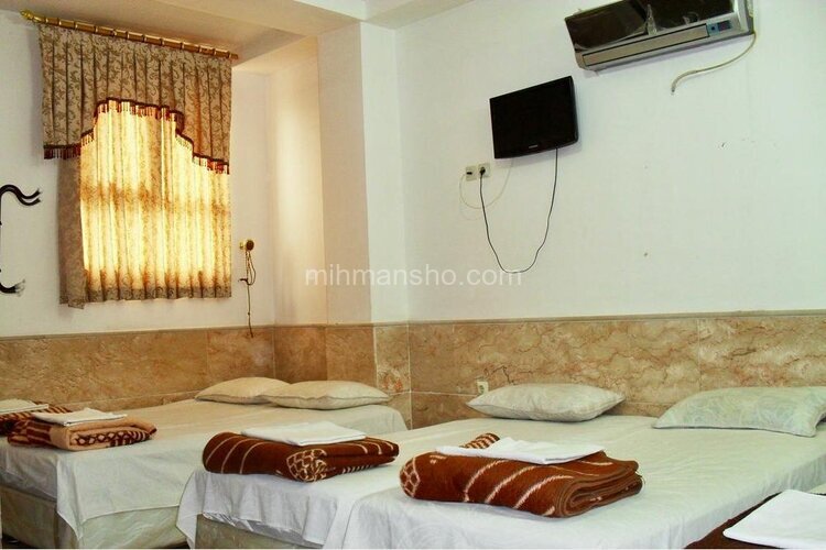 سوئیت پنج تخته در میهمانپذیر قم