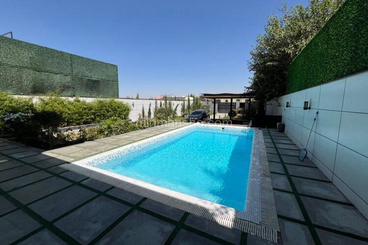 ویلا دوبلکس استخردار 3 خواب آندو در چهارباغ