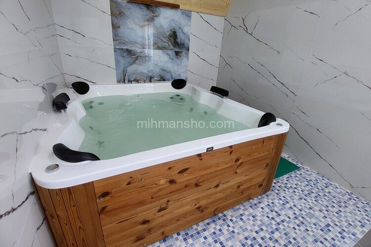 کلبه سوئیسی دوبلکس دو خواب با جکوزی در بندرانزلی