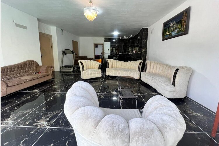 ویلا مبله دوخواب بادیه نشین در باغ بهادران