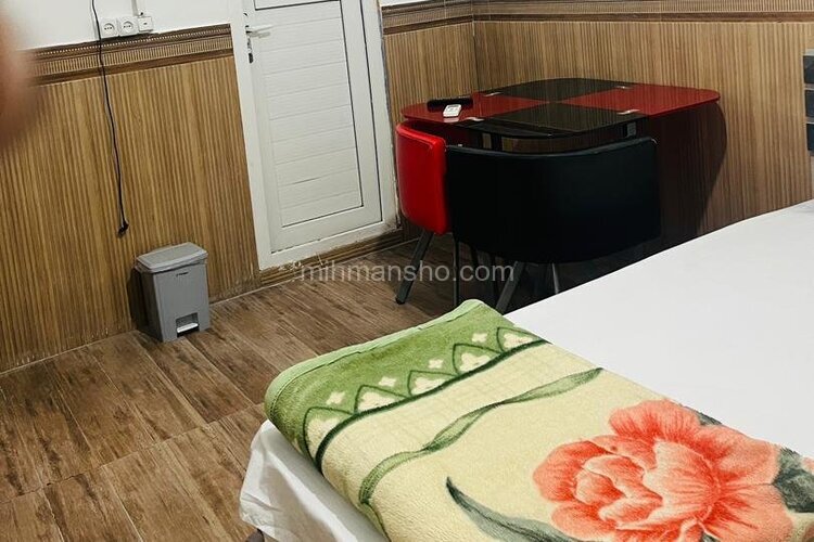 سوئیت 102 در مهمانپذیر قشم