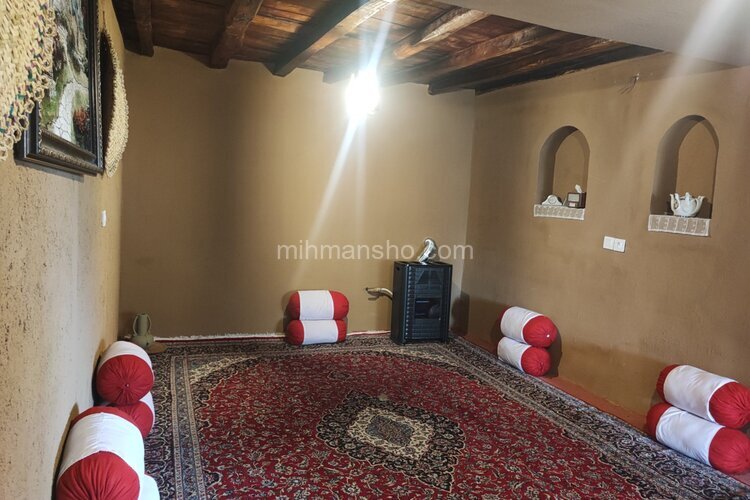 اتاق میچکا در اقامتگاه بومگردی محمودآباد