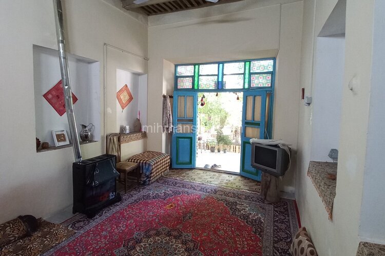 اتاق خوش نشین (3) در اقامتگاه بومگردی گلپایگان