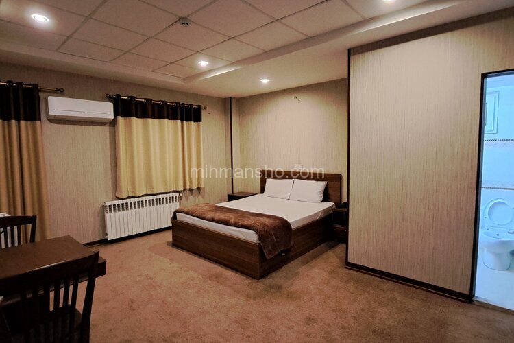 اتاق دو نفره در هتل آپارتمان صومعه سرا