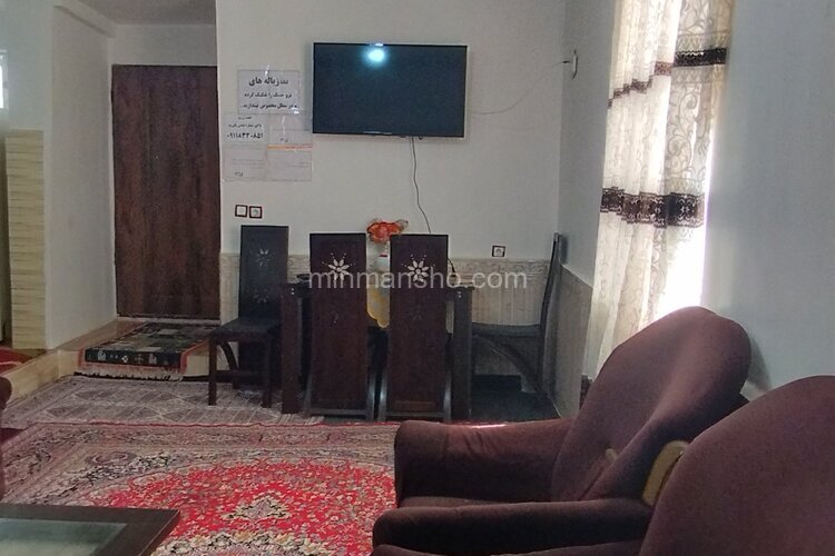 واحد تکخواب در طبقه اول ویلای رودبار