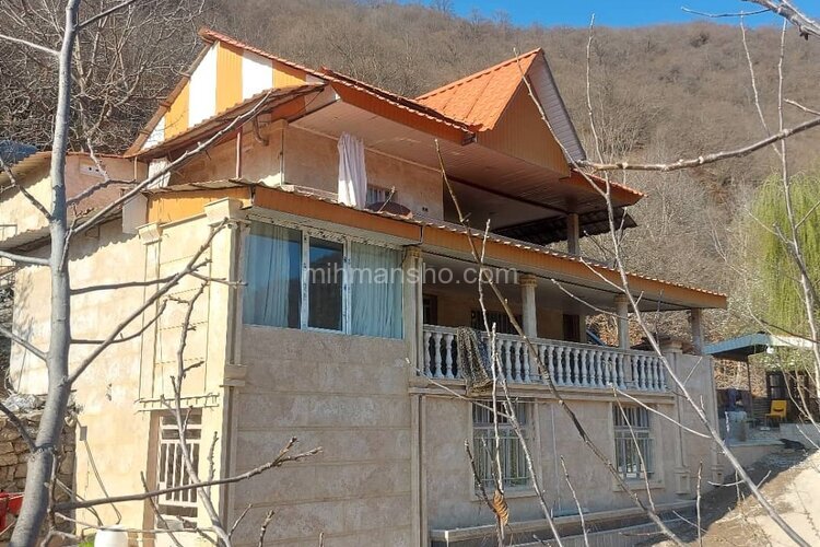 واحد دوبلکس دوخواب در طبقه دوم و سوم ویلا تریپلکس علی آباد