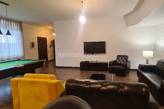 باغ ویلا استخردار سه خواب مبله در کرج