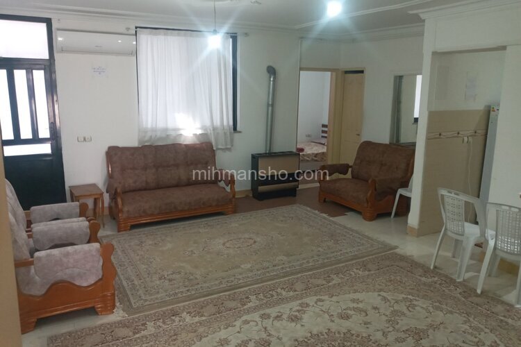 واحد مبله تکخواب در طبقه همکف ویلا رشت