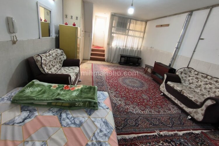 سوئیت 70 متری همکف گلشن در اصفهان