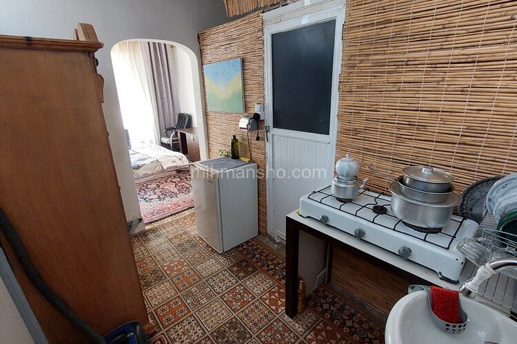 اتاق 25 متری در هاستل مشهد