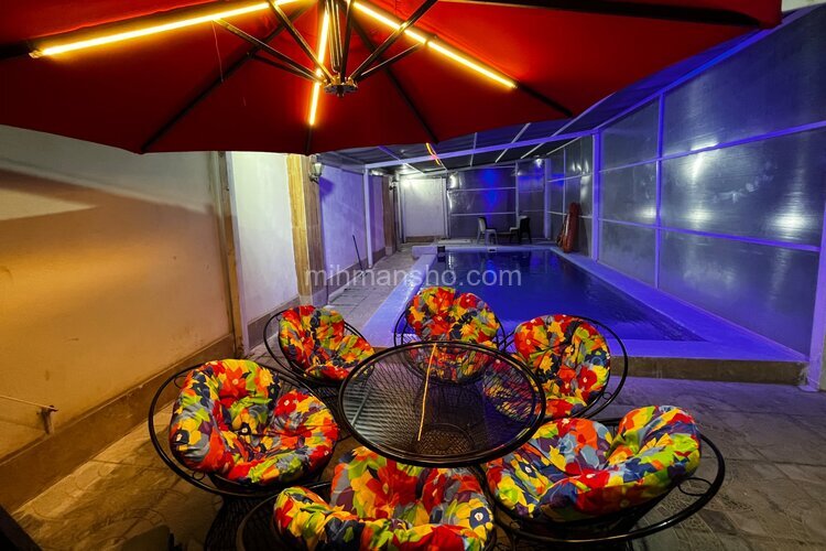 ویلا مراکشی استخردار دوخواب در چهارباغ