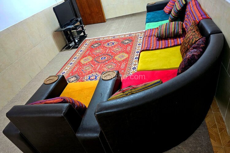ویلا مبله تکخواب ساحلی سیاسمبو 2 در بوشهر | پذیرایی 
