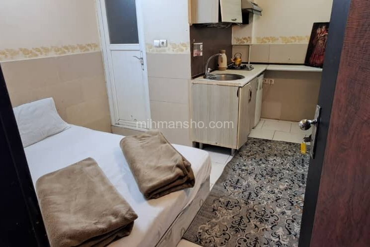 واحد 15 متری آرتین در مسافرخانه در مشهد