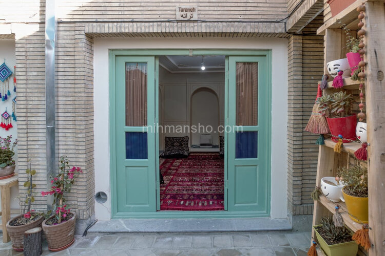 اتاق ترانه در اقامتگاه بومگردی در اصفهان