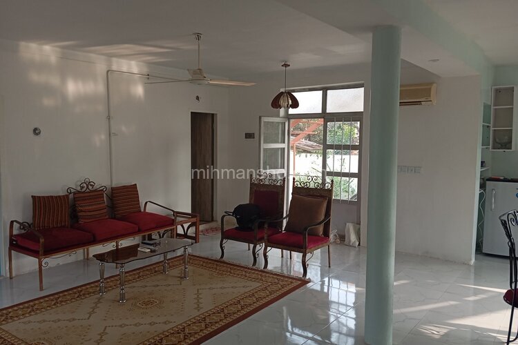 واحد دوخواب مبله در طبقه همکف ویلا نوشهر