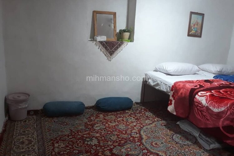 اتاق 2 تخته طبقه زیرهمکف در اقامتگاه بومگردی اصفهان
