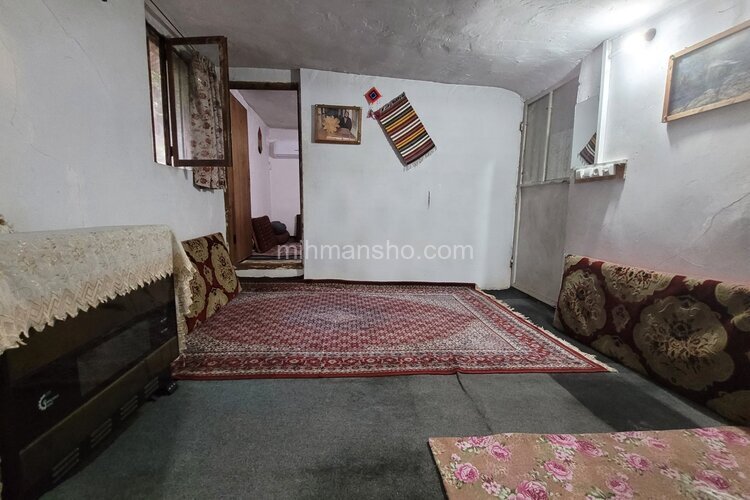 واحد تکخواب سنتی در اقامتگاه بومگردی شیرگاه