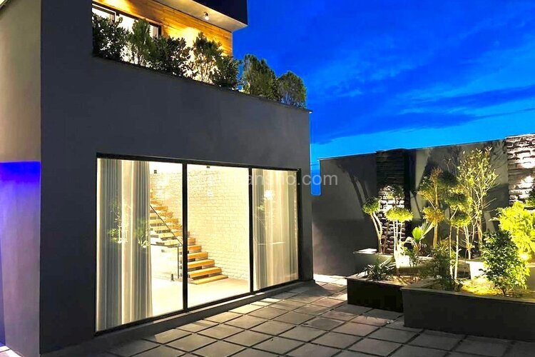 ویلا تریپلکس استخردار دوخواب در رودهن