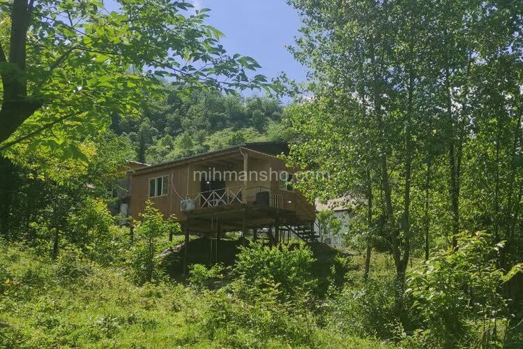 کلبه چوبی تکخواب مبله رویایی جنگلی در سوادکوه