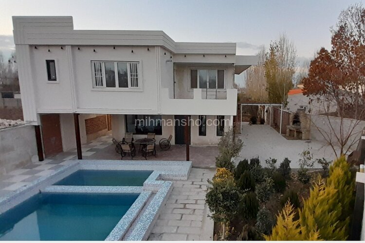 ویلا سه خواب استخر چهارفصل در کردان