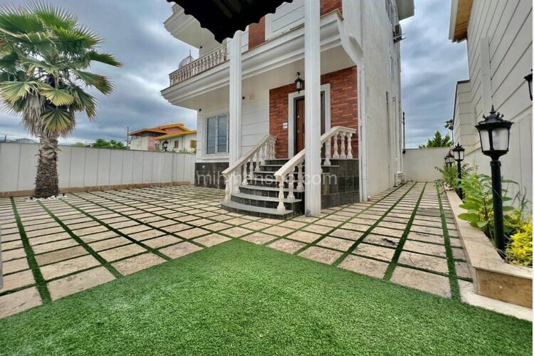 ویلا تریپلکس استخردار سه خواب مبله در رامسر