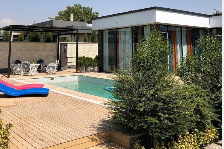 ویلا دو خواب استخردار جانان در ساوجبلاغ