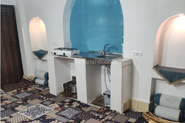 واحد تکخواب گردو در بومگردی برزک