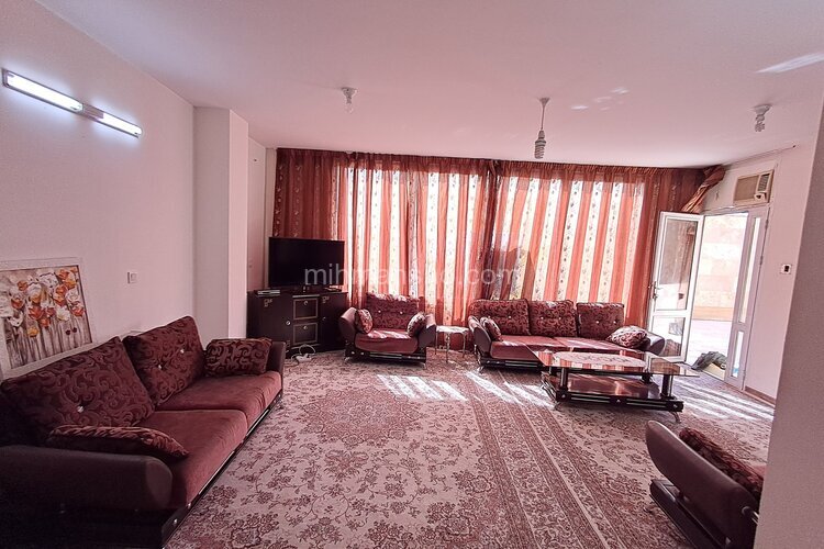 آپارتمان تک خواب رضا در اصفهان