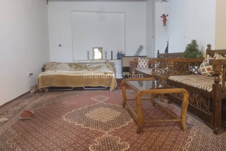 سوئیت گردافرید در اقامتگاه بومگردی همدان