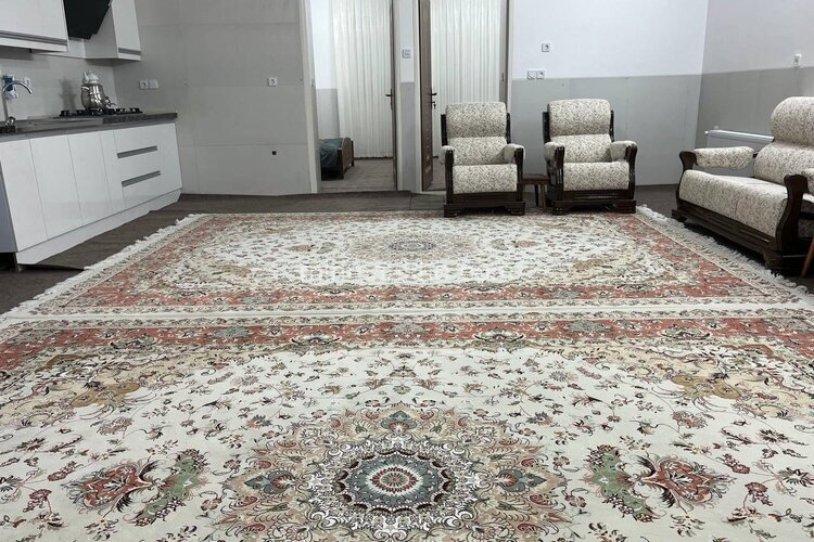 آپارتمان مبله دو خواب پردیس 3 در یزد