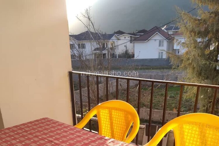 واحد دوخواب در طبقه اول ویلا در کلاردشت