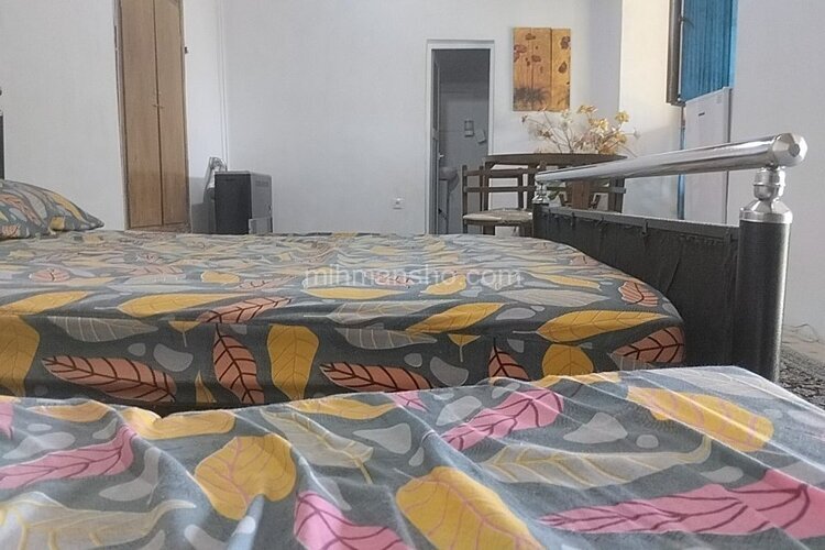 اتاق یوتاب در اقامتگاه بومگردی همدان