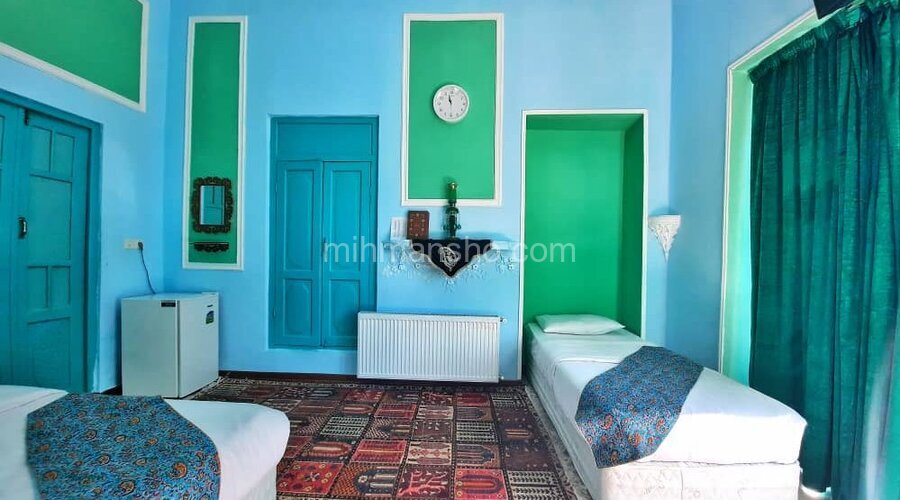 اتاق سه نفره بهشت در اقامتگاه بومگردی اصفهان