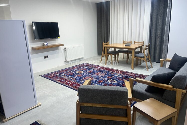 واحد 202 در هتل آپارتمان شیراز