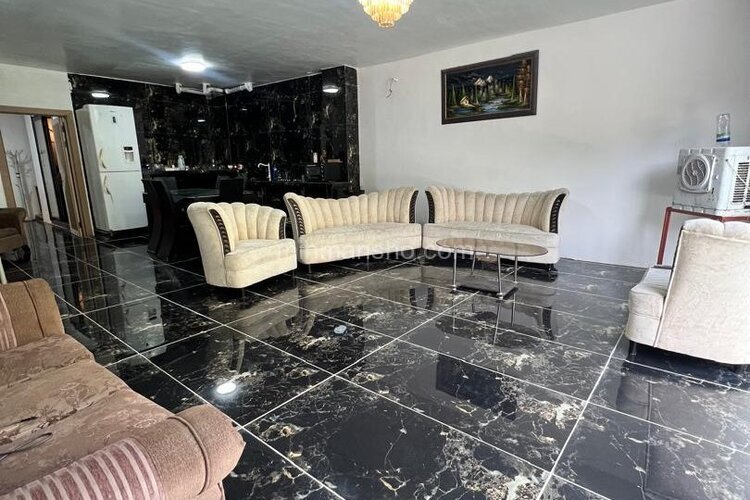 ویلا مبله دوخواب بادیه نشین در باغ بهادران