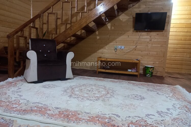 کلبه چوبی دوبلکس دو خواب چشمه در روستا ورمیه ماسال