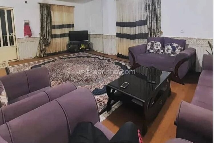 واحد در طبقه اول ویلا رامیان