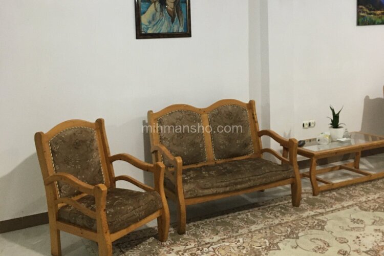 واحد تکخواب در طبقه همکف ویلای لاهیجان