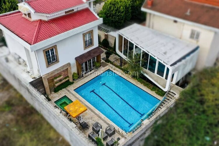 ویلا تریبلکس استخردار چهار خواب  در بندرانزلی