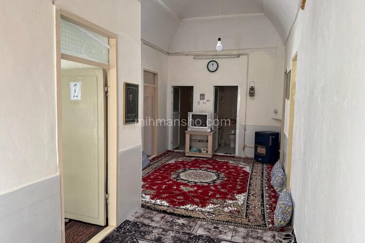اتاق 12 متری 5 در اقامتگاه بومگردی گناباد