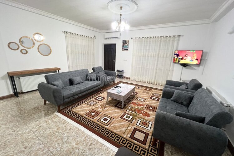 واحد دو خواب مبله در طبقه اول ویلای چالوس