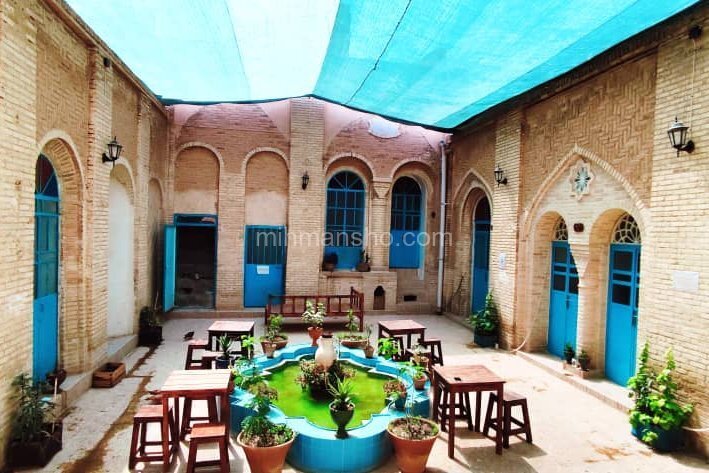 اتاق چهار تخته درهتل سنتی درشوشتر